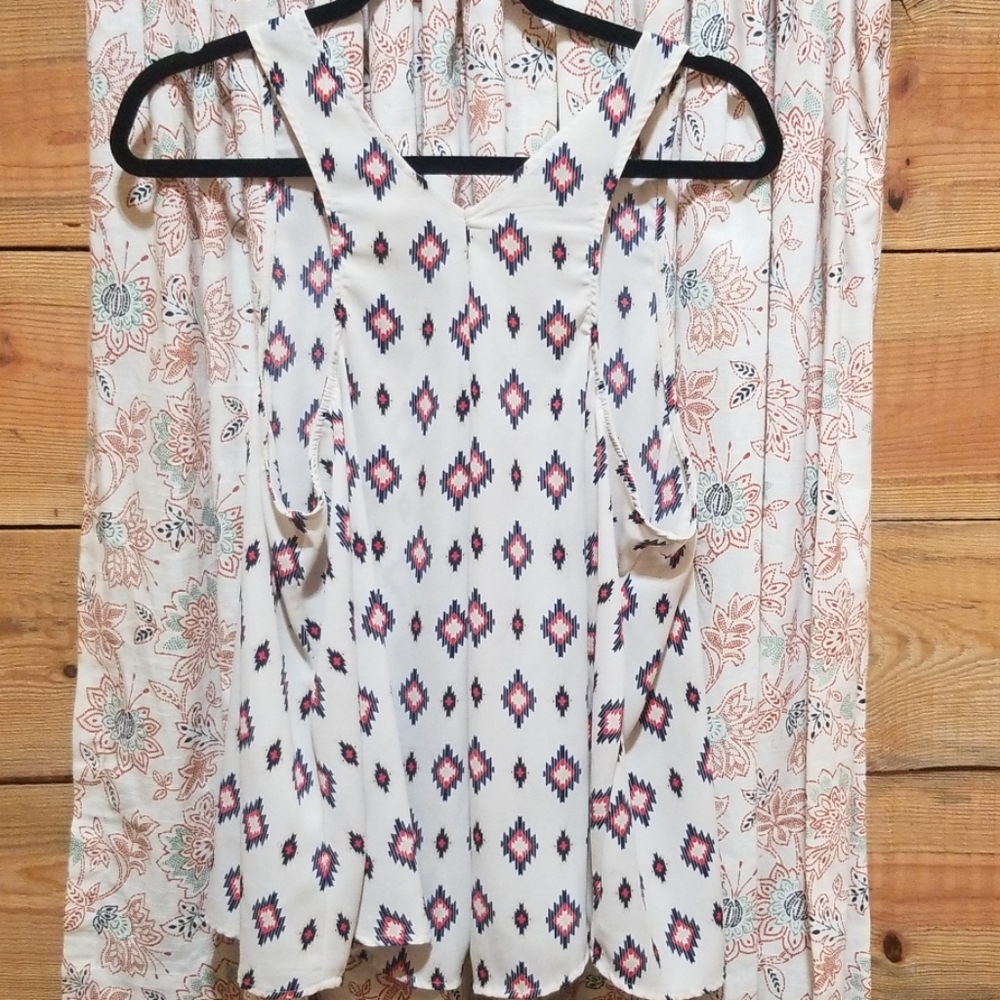 Tank top - Picture 3 of 3